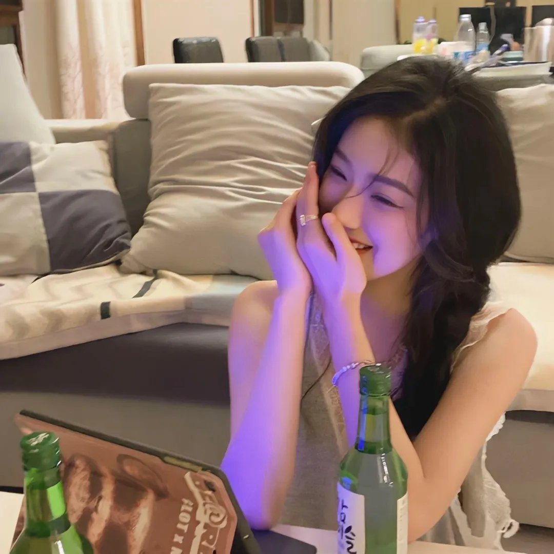校草是女生